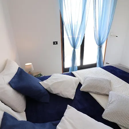Casa Vacanze Gio A 6 Posti *